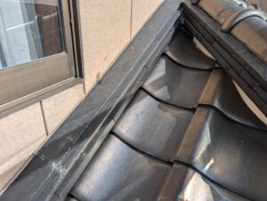 北九州市Y様邸 屋根水切り 錆止め前の様子