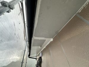 北九州市Y様邸 軒天 上塗り1回目