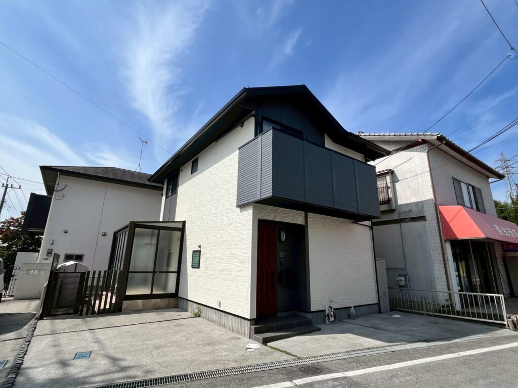【八幡西区】外壁塗装 北九州市・築15年・初めての塗り替え|⑤屋根塗装と完成編